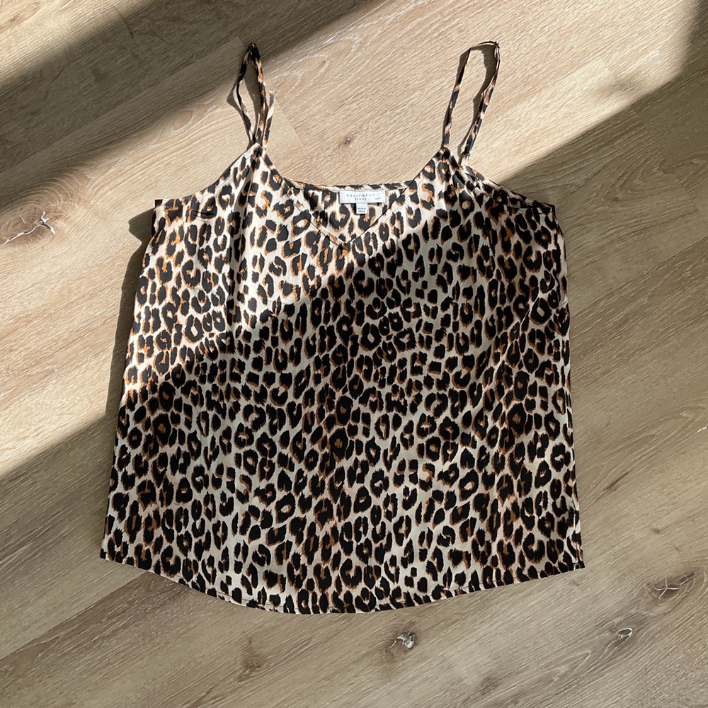 BN Fall animal print, silk, Equipment spaghetti strap camisol top. Size M.